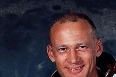 ​登月第一人阿姆斯特朗身高体重