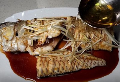 ​女子清蒸十四万的金龙鱼，只为逼丈夫认错，最后结果如何？