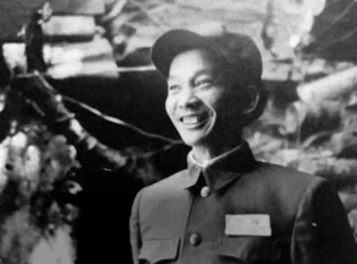 他随西路军出征,九死一生回到延安后,却发现妻子已改嫁罗荣桓