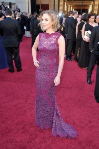 ​奥斯卡红毯礼服大全（看多了奥斯卡红毯上的华服）