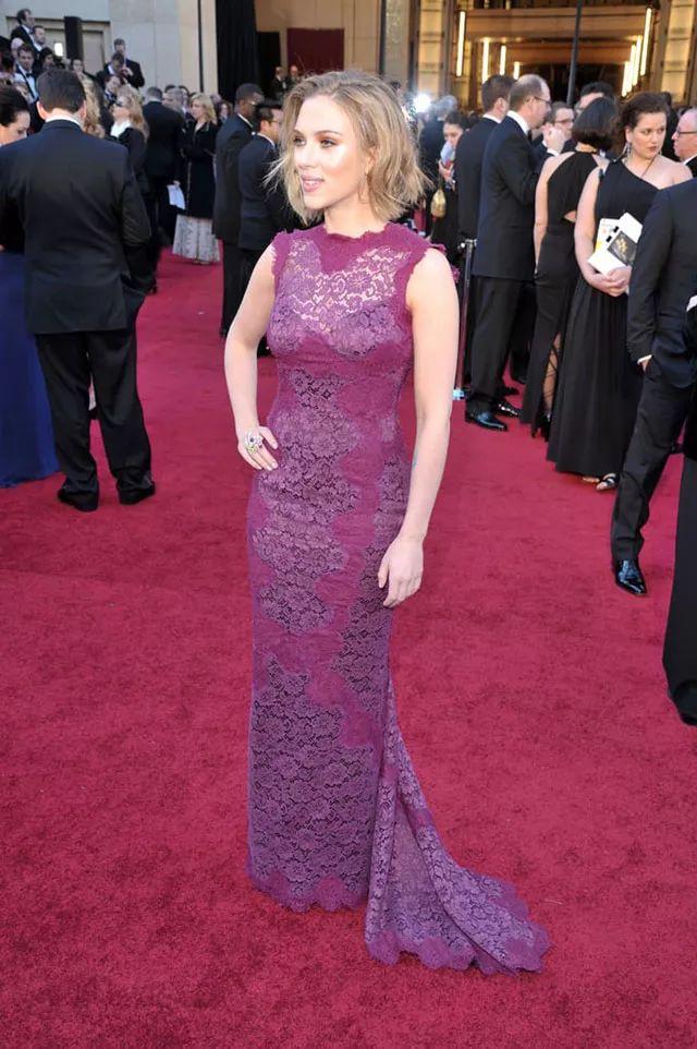 奥斯卡红毯礼服大全（看多了奥斯卡红毯上的华服）(1)