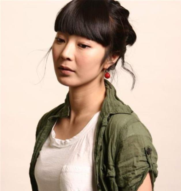 《知否》中演赵丽颖的娘, 却因违规停车与保安发生口角, 一骂成名