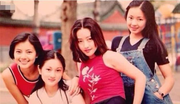 《知否》中演赵丽颖的娘, 却因违规停车与保安发生口角, 一骂成名