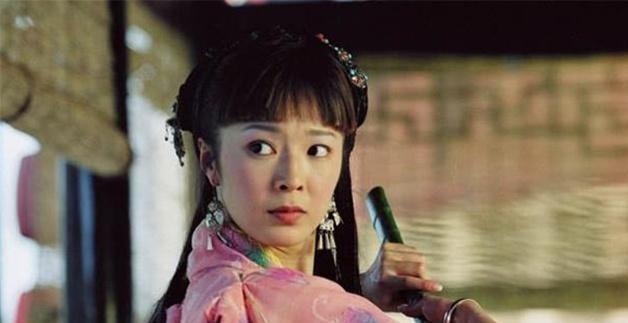 《知否》中演赵丽颖的娘, 却因违规停车与保安发生口角, 一骂成名