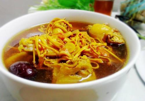 虫草鸡的正确做法（广东人最爱喝的鸡汤）(1)