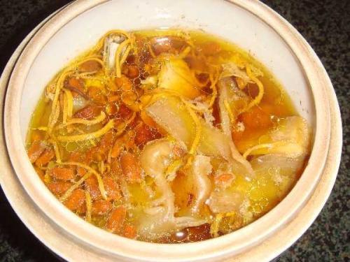 虫草鸡的正确做法（广东人最爱喝的鸡汤）(2)