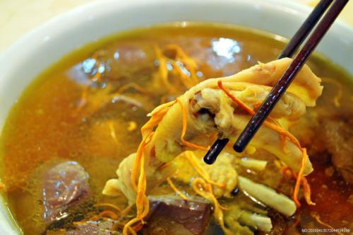 虫草鸡的正确做法（广东人最爱喝的鸡汤）(3)