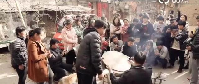 大衣哥朱之文为什么火了（大衣哥朱之文成名之路）(6)