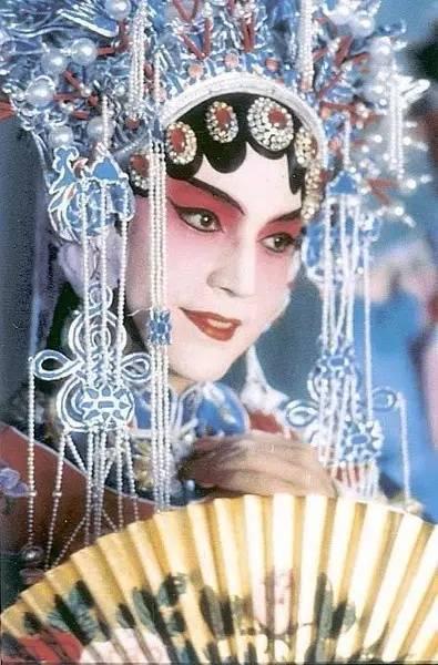 为什么有人觉得这部电影不输给张国荣的《霸王别姬》？