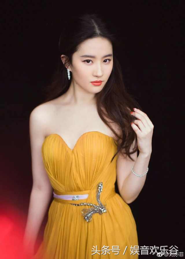 娜扎素颜大全（明星十大罕见姓氏）(10)