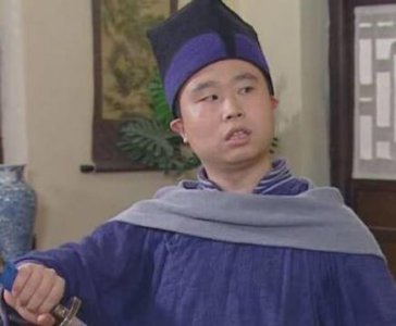 ​燕小六养的狗叫什么