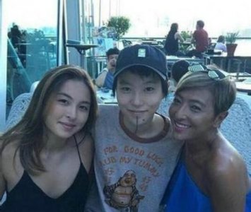 ​窦靖童下巴那条线是啥（窦靖童下巴纹了一条线）