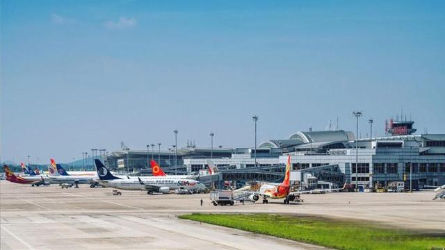 飞机场停车收费标准多少钱一天，全国主要机场停车收费标准汇总-