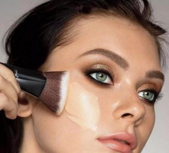 ​怎么知道脸上有角质(怎样判断脸上有角质)