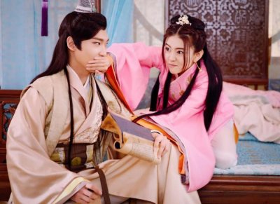 ​《双世宠妃3》官宣海报，原班人马回归，海报寓意十足！