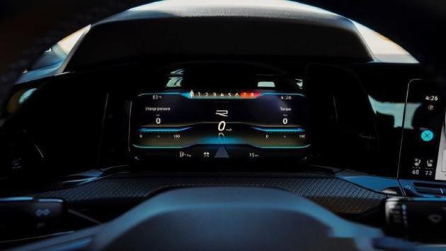 全新高尔夫R到港，落地价高达61.5万？最后燃油版到底有多情怀？-