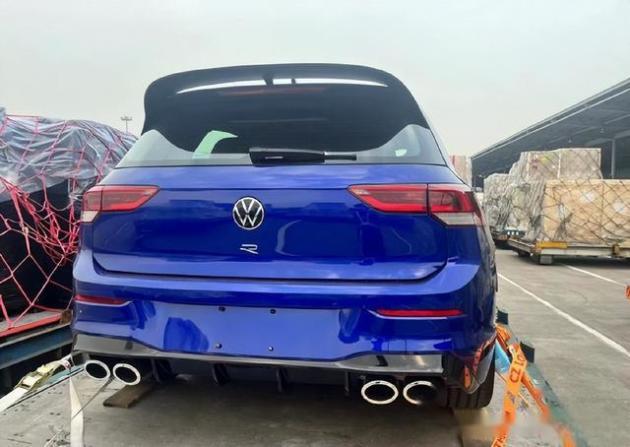 全新高尔夫R到港，落地价高达61.5万？最后燃油版到底有多情怀？-