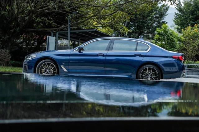 宝马5系保养到底要花多少钱？这次给你说个透-