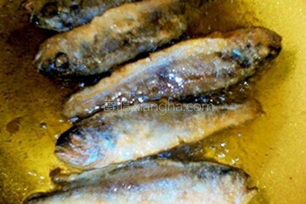 小黄花鱼的家常做法（炖黄花鱼）(5)