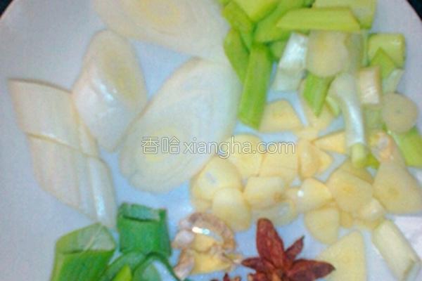 小黄花鱼的家常做法（炖黄花鱼）(7)