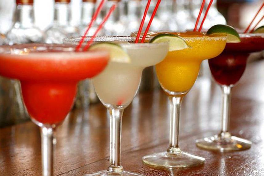 大都会鸡尾酒度数高吗 大都会鸡尾酒烈吗
