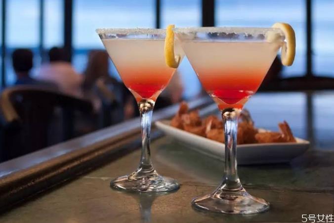 大都会鸡尾酒度数高吗 大都会鸡尾酒烈吗