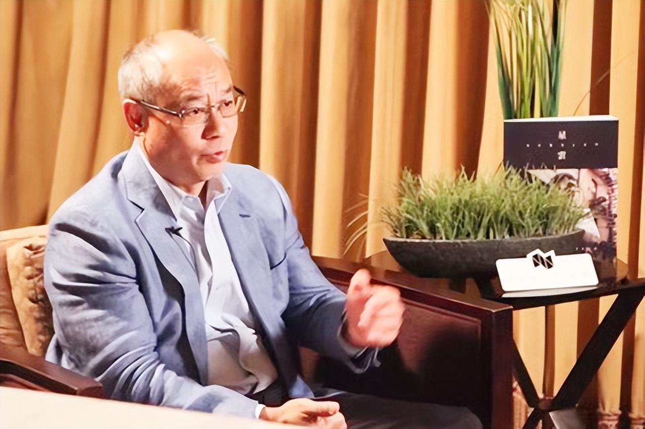 李宁简介个人资料(“体操王子”李宁身价百亿,58岁头发脱落,59岁妻子仍风韵犹存)