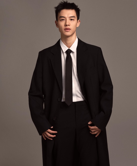 尹昉个人资料简介图片(尹昉:热爱于我,是“双向奔赴”丨人物)