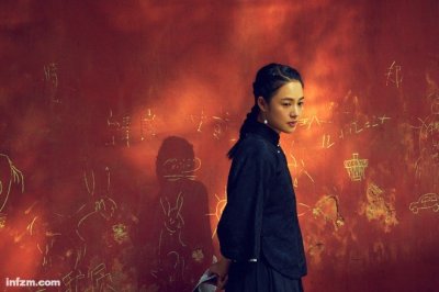 ​“姜文一定要拍好玩的电影” 周韵谈姜文新作《邪不压正》