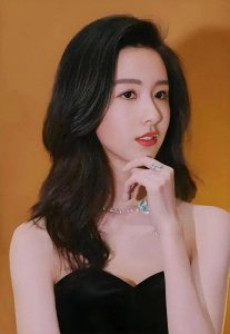 ​《内娱高学历明星大盘点：学霸光环背后的别样魅力》