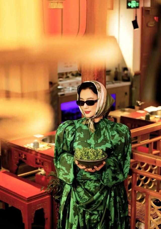 李玲玉和外国老公离婚了吗（李玲玉不顾家人反对）(8)