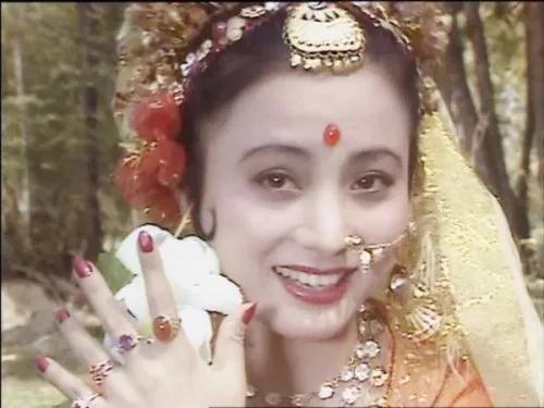 李玲玉和外国老公离婚了吗（李玲玉不顾家人反对）(6)