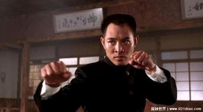 ​李连杰真实身份惊人，网传其爷爷的身份十分神秘不可谈及名讳