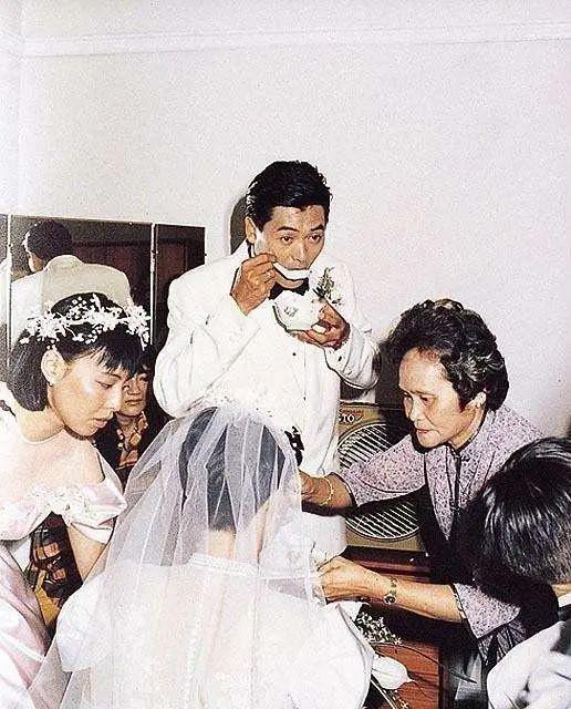 余安安感情生活（做备胎嫁周润发两度被赶出家门）(3)