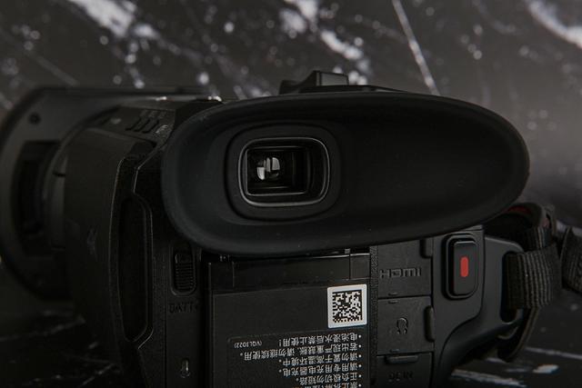 松下各型号摄像机对比（业界最轻小4K60p摄像机）(12)