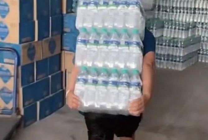 飞机可以托运饮料吗?