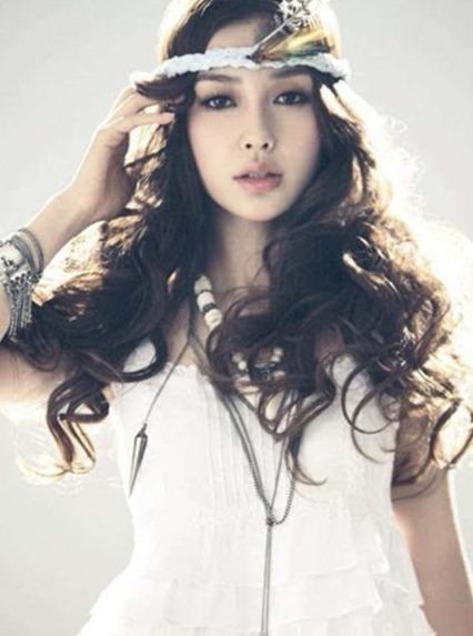 杨颖的前男友有哪些(蔡徐坤的初吻给了杨颖)  第3张