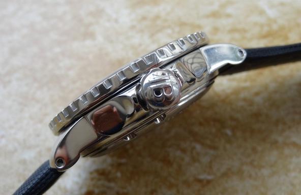 手表n厂的和c厂的有什么区别呢（解读n厂手表及其拆卸过程）(3)