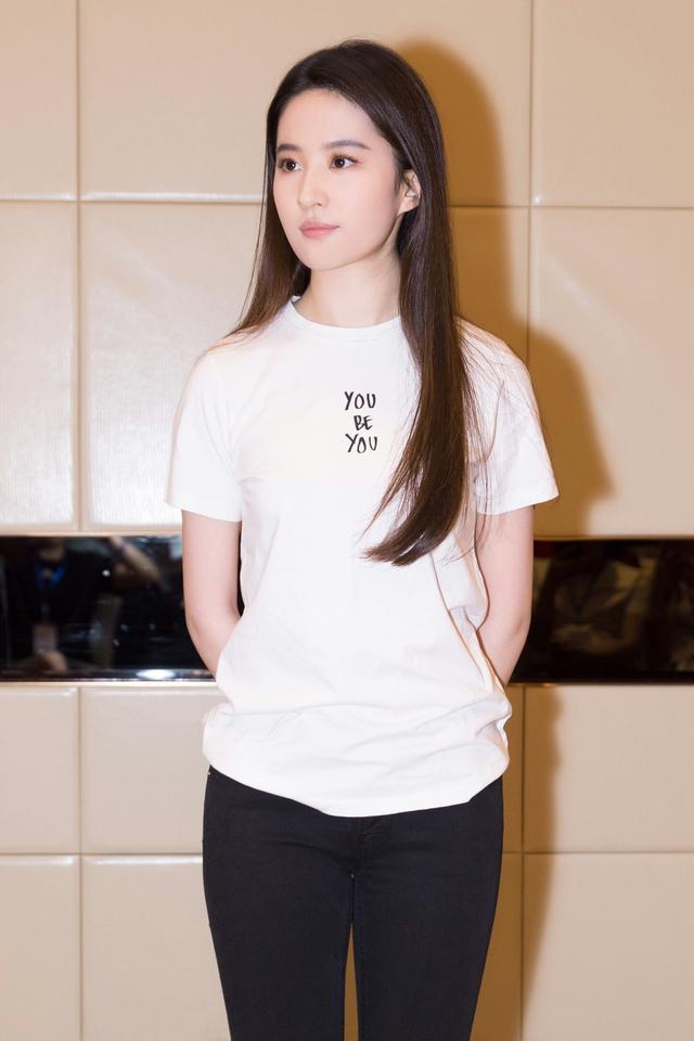 宋承宪刘亦菲近况如何（无修图照引网友热议）(37)