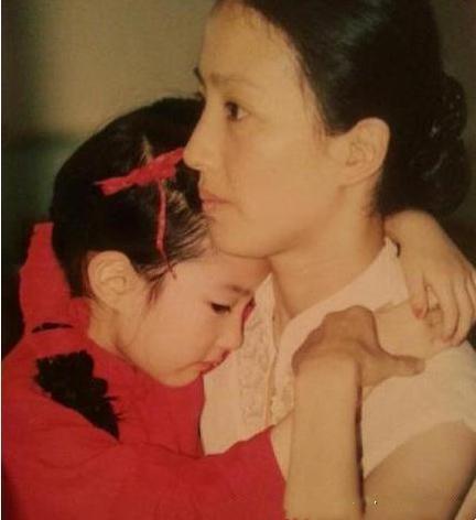 宋承宪刘亦菲近况如何（无修图照引网友热议）(21)