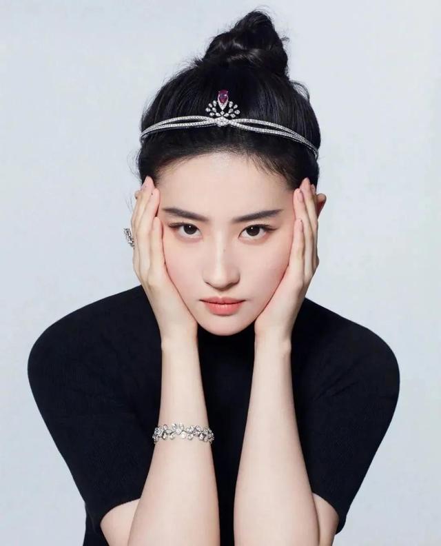 宋承宪刘亦菲近况如何（无修图照引网友热议）(10)