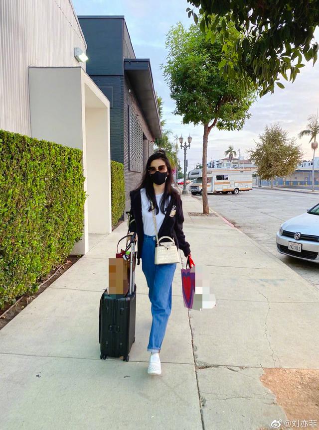 宋承宪刘亦菲近况如何（无修图照引网友热议）(3)