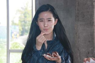 宋承宪刘亦菲近况如何（无修图照引网友热议）(15)