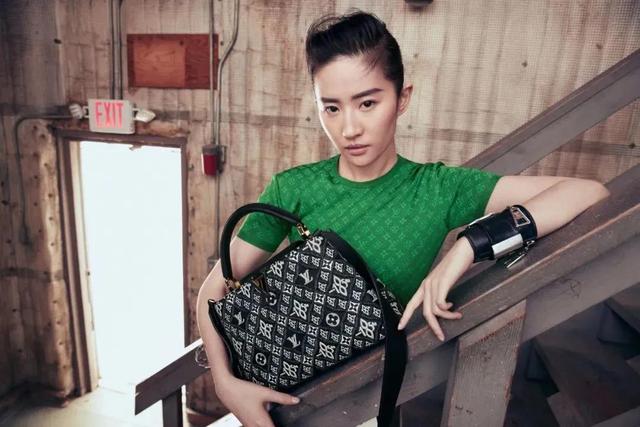 宋承宪刘亦菲近况如何（无修图照引网友热议）(7)