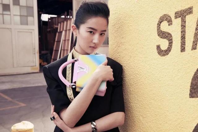 宋承宪刘亦菲近况如何（无修图照引网友热议）(8)