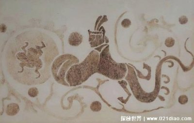 ​嫦娥长什么样子，汉画中是人头蛇身(还有记载是捣药的癞蛤蟆)