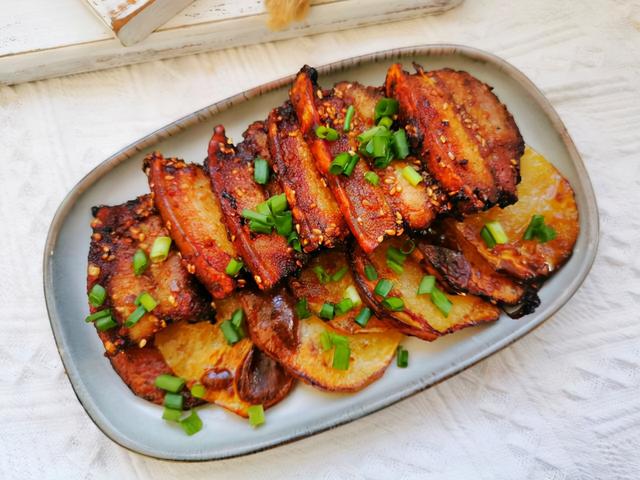 教大家如何在家自制烤肉的做法(烤肉怎么做好吃)(2)