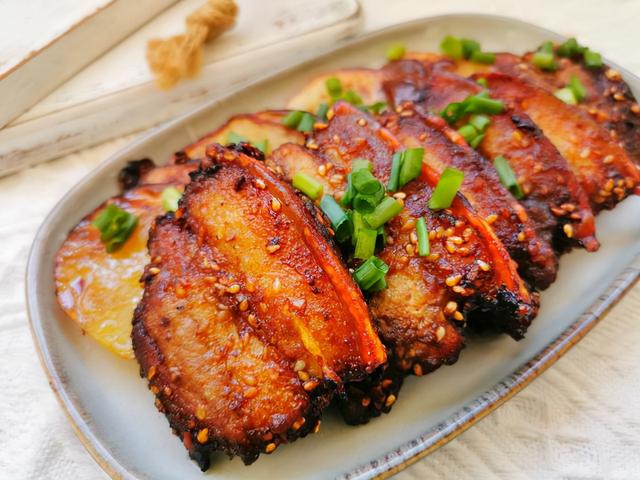 教大家如何在家自制烤肉的做法(烤肉怎么做好吃)(8)