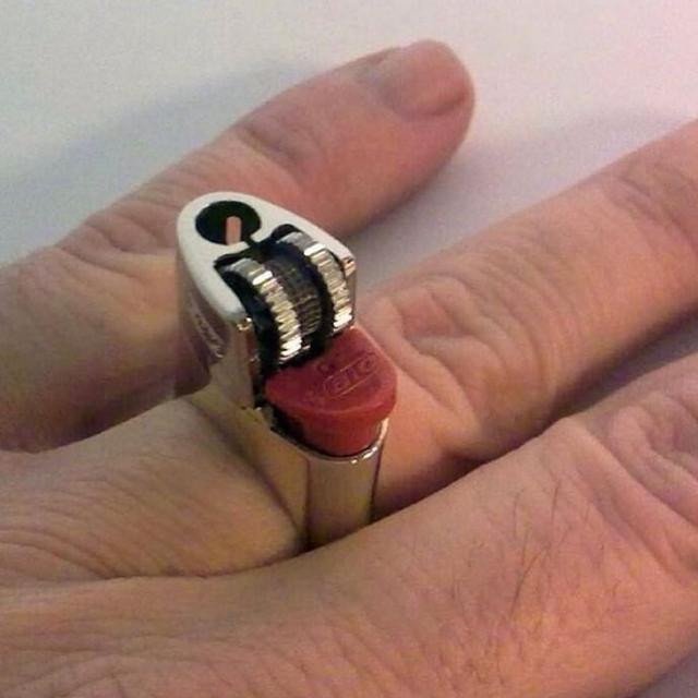 粉色卫衣戴什么项链(五粮液耳环是什么梗)(27)