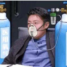 粉色卫衣戴什么项链(五粮液耳环是什么梗)(24)